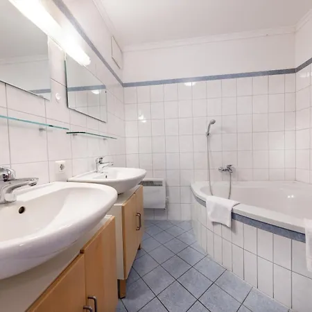 Residenz Monica 10 *